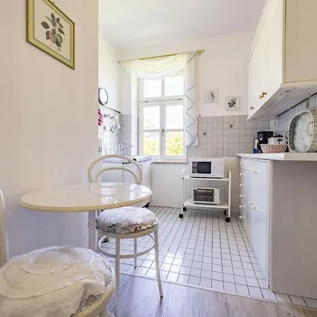 Mozartstrasse 5a Apartment *